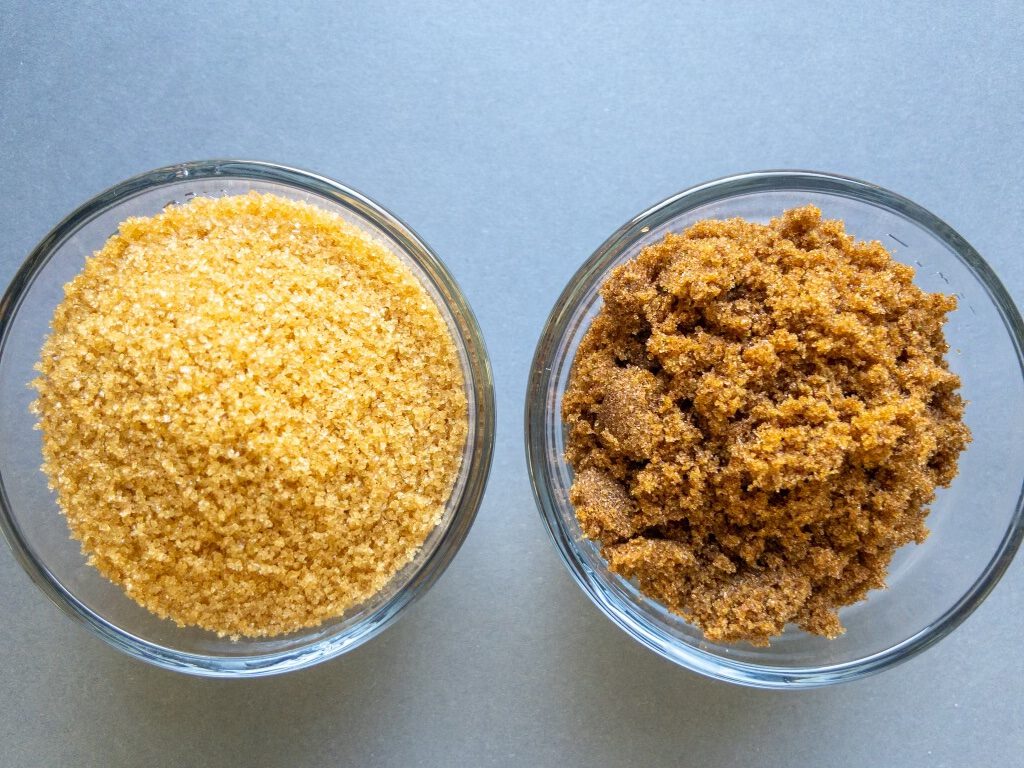 Brauner Zucker vs. brown sugar Nutmeg and Pancakes